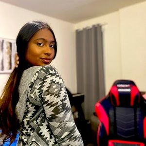 Meet your Posher, Jolenny